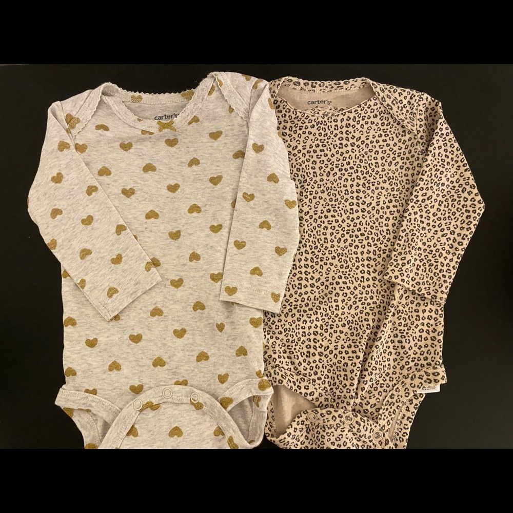 2 Carter long sleeve onesie 6 mon hearts- leopard